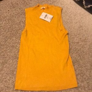 Tight Fit Mock Neck Shirt